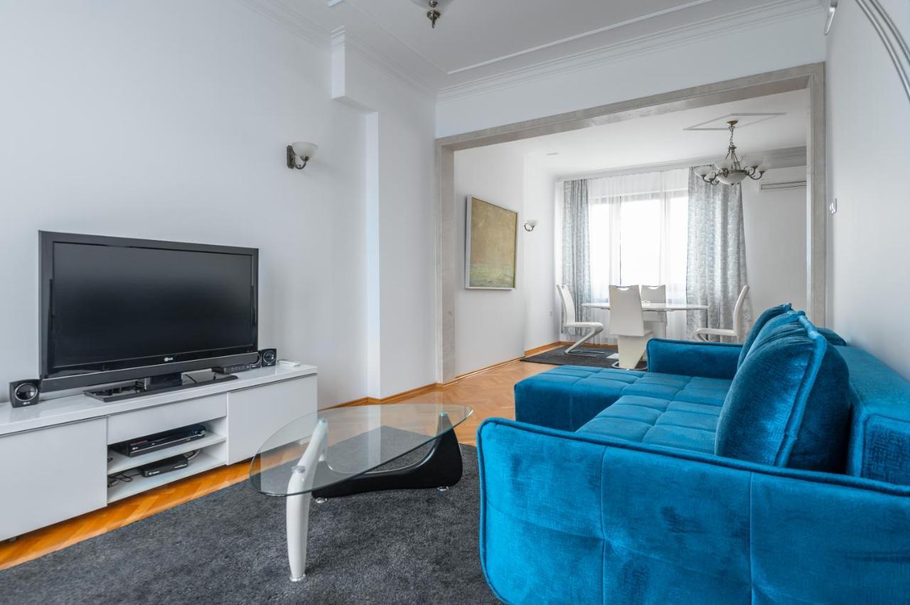 Vitosha Str 2Bd White & Blue Apt By Flat Mаnager ソフィア エクステリア 写真